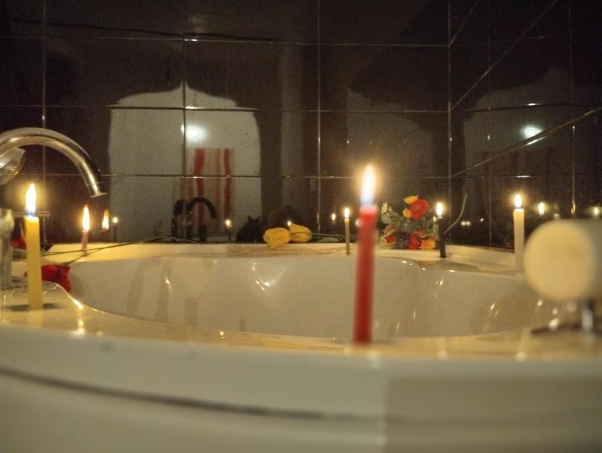 Hostal Valencia - Private Room With Bathroom Xauen Exterior foto