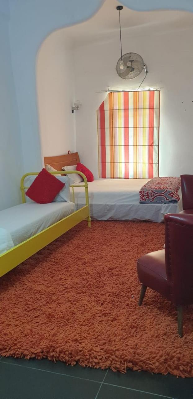 Hostal Valencia - Private Room With Bathroom Xauen Exterior foto