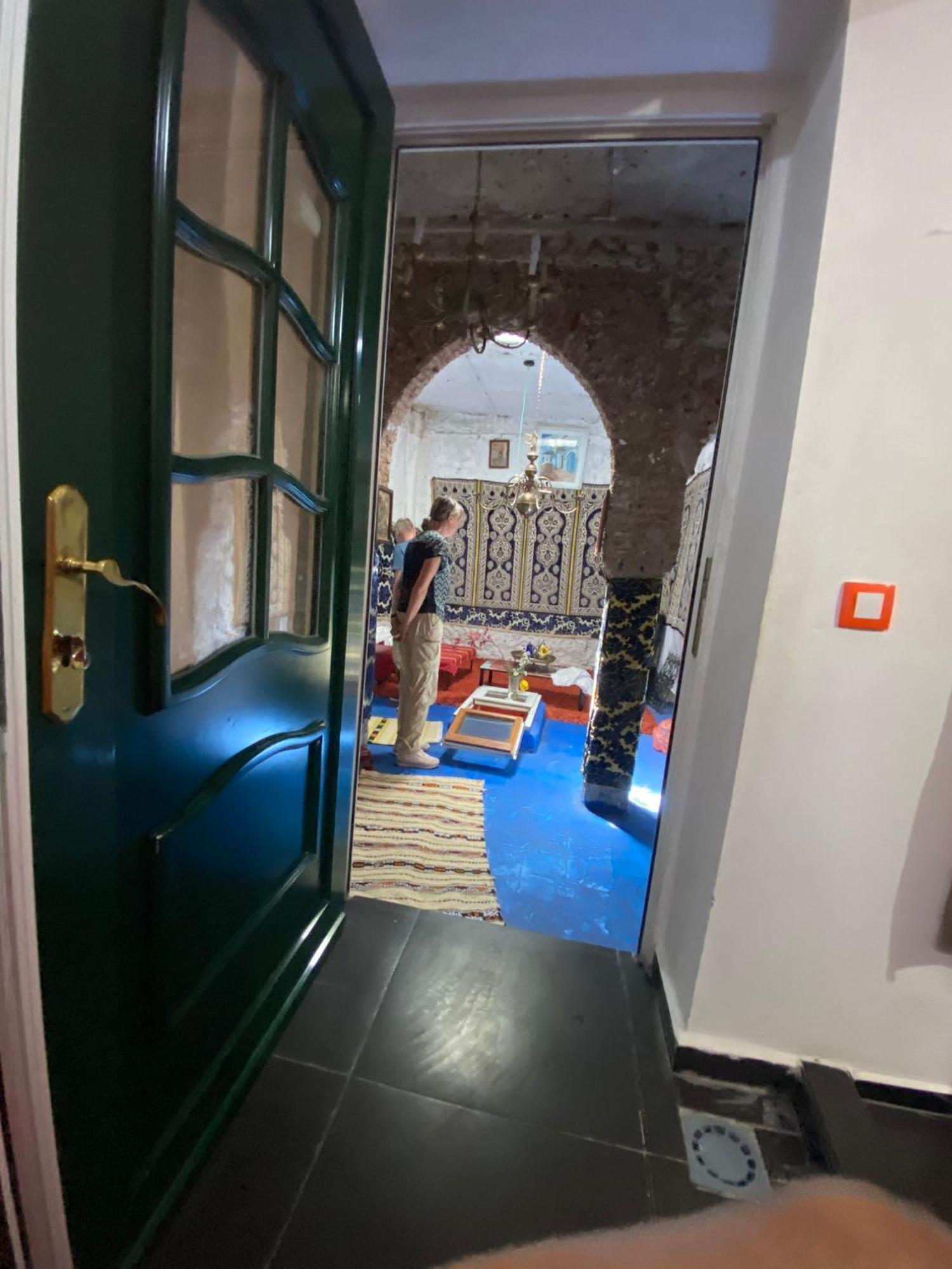 Hostal Valencia - Private Room With Bathroom Xauen Exterior foto