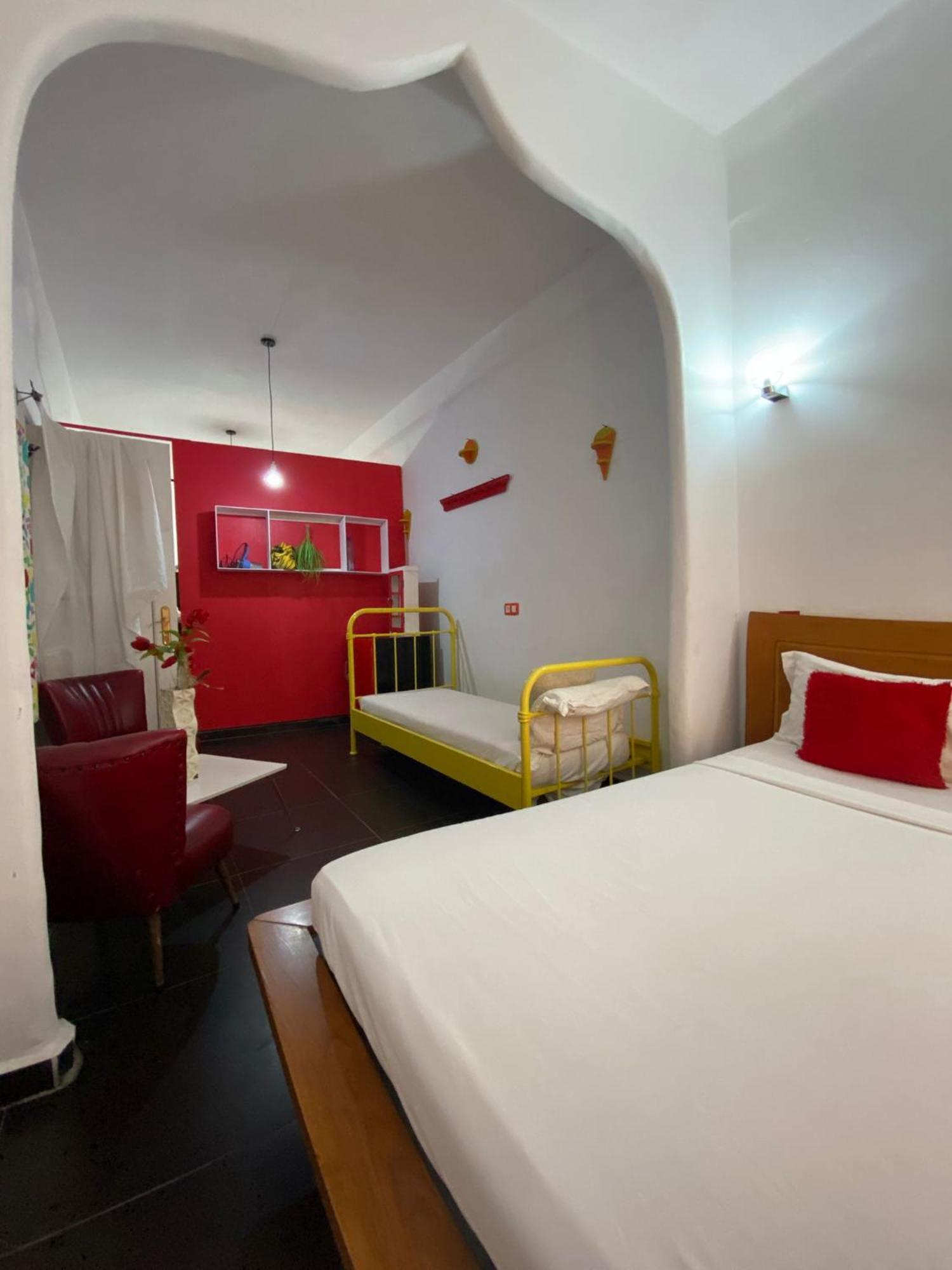 Hostal Valencia - Private Room With Bathroom Xauen Exterior foto
